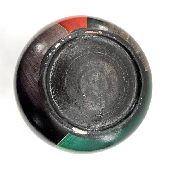 Crory Peruvian folk art pottery hand painted people in hats mountains vase - Picture 2 of 9